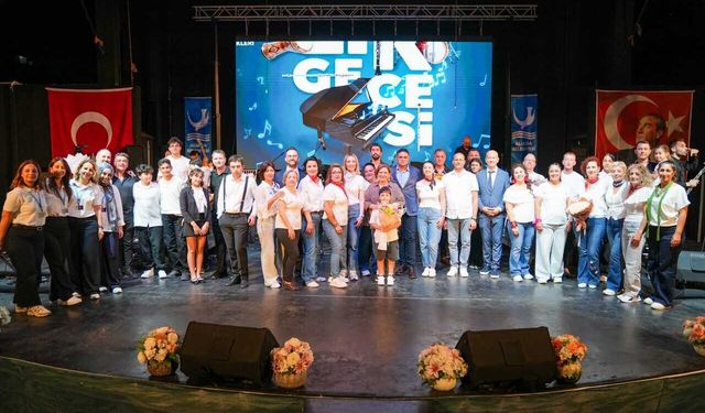 ASEV öğrencilerinden yıl sonuna yakışan konser!