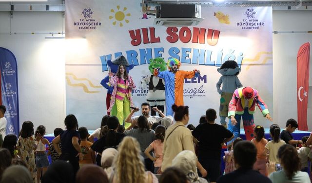 Aydın’da karne coşkusu şenlikle başladı