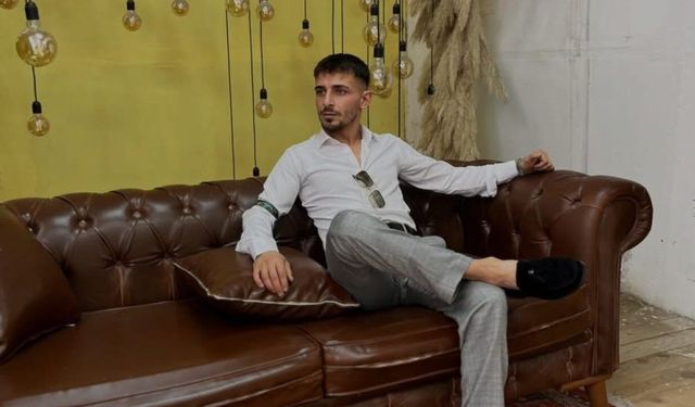 Ömrünün baharında olan 25 yaşındaki genç evinin balkonunda asılı halde bulundu