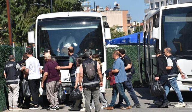 Ege Üniversitesi soruşturmasında 27 tutuklama: Eski üst düzey yöneticiler cezaevinde