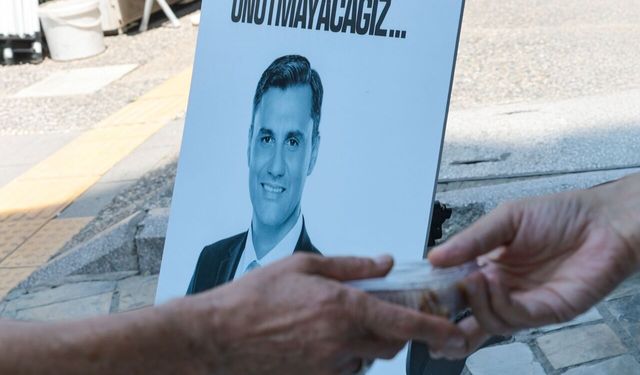 Ferdi Zeyrek, Kemeraltı’nda dualarla anıldı