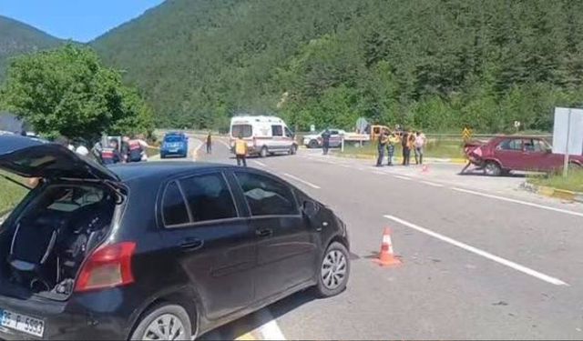 İzmir plakalı otomobil faciaya yol açtı: 1 kişi öldü, 1 kişi yaralandı