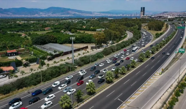 TÜİK açıkladı: İzmir'de trafiğe kayıtlı araç sayısı belli oldu