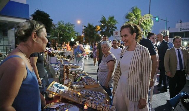 Karşıyaka’da Kadın Emeği Gece Pazarı yeniden kuruluyor