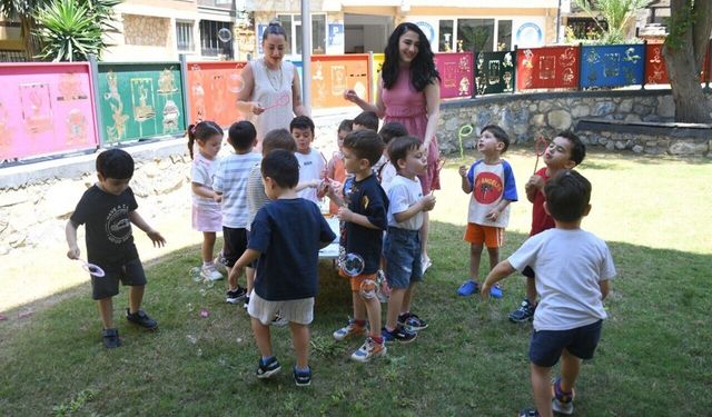 Miniklerin gelişim yolculuğu yazın da sürüyor
