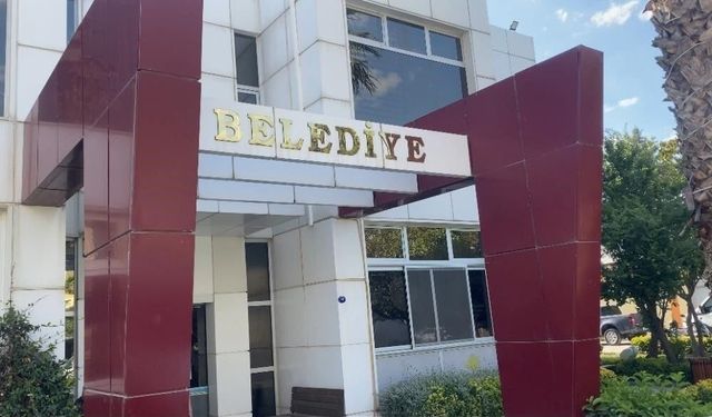 İzmir’de rüşvet operasyonu: Başkan yardımcısı dahil 5 tutuklama