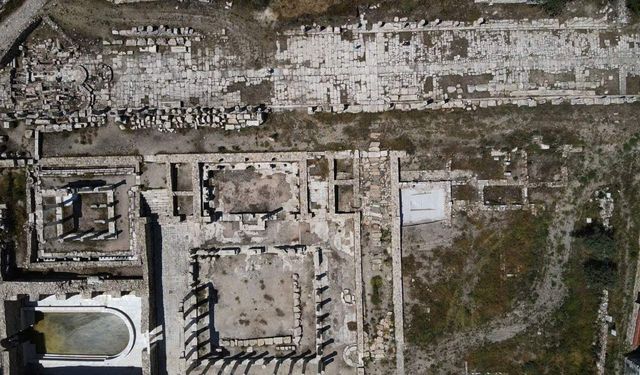 Stratonikeia kazılarında türk dönemi izleri dikkat çekiyor