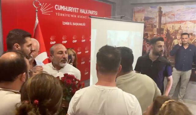 Utku Gümrükçü İl Başkanlığı binasına çiçek gönderince kavga çıktı