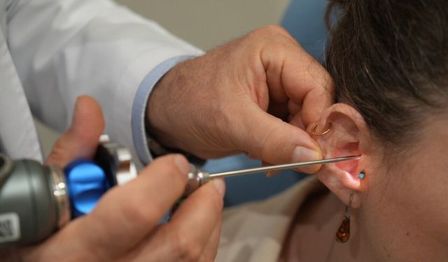 Yüksekten suya atlamak kulak zarını yırtabilir