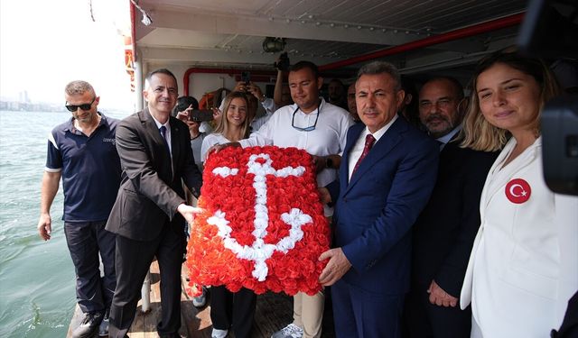 İzmir’de Denizcilik ve Kabotaj Bayramı tören ve etkinliklerle kutlandı