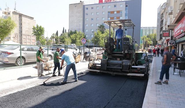 Yenileme çalışmaları tam gaz: Alsancak'ın çehresi değişiyor