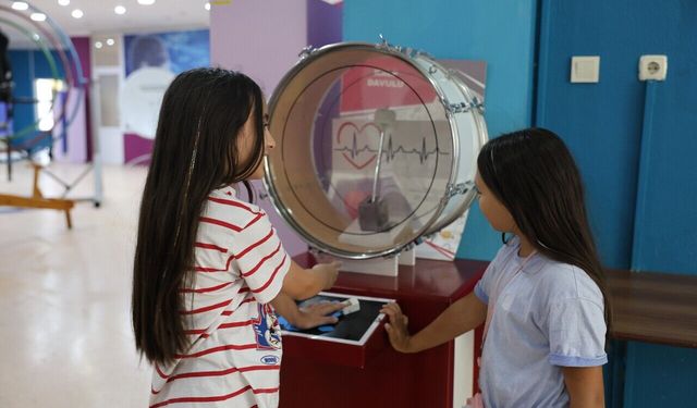 Aydınlı çocuklar bu yaz da bilimle buluşuyor