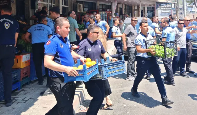 Bayraklı’da seyyar satış ve işgallere denetim: 38 malzeme muhafaza altına alındı