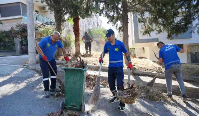 Buca'da yaz temizliği sürüyor: Ekipler 47 mahallede sahada