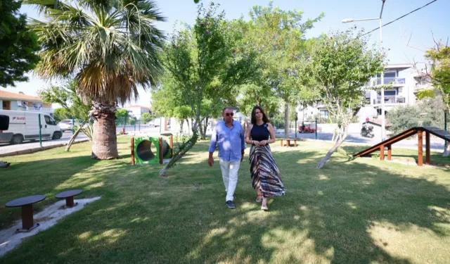Çeşme'de park ve spor alanları yenileniyor