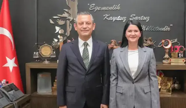 Edirne Belediye Başkanı Filiz Gencan Yeni Parti'ye katıldı