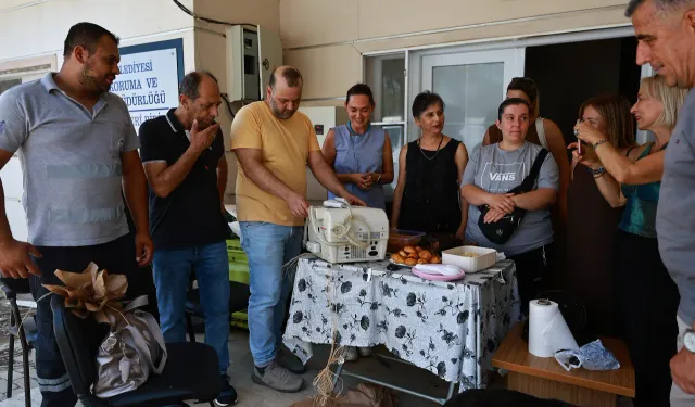 Efes Selçuk Hayvan Barınağı’na ultrason cihazı bağışı