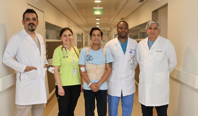 Endonezyalı denizci İzmir'de şifa buldu