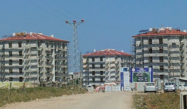 İnşaat iskelesi çöktü: 47 yaşındaki işçi olay yerinde yaşamını yitirdi