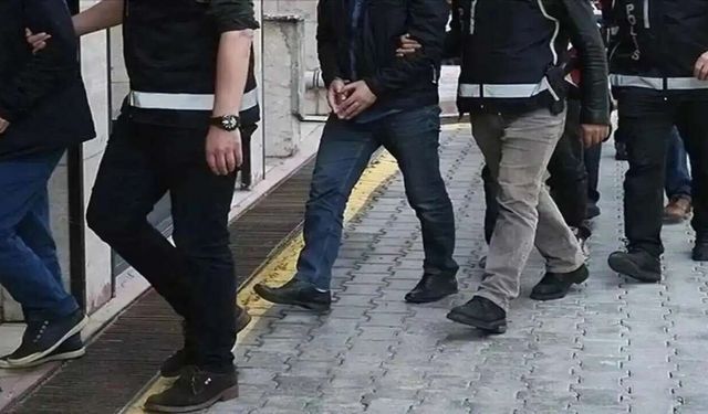 İzmir merkezli 4 ilde yasa dışı bahis operasyonu: 2 milyar liralık para trafiği mercek altında