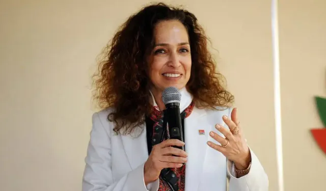 Karşıyaka Belediye Başkanı Yıldız Ünsal’dan açıklama: “Önceliğimiz Karşıyaka’ya hizmet etmek”