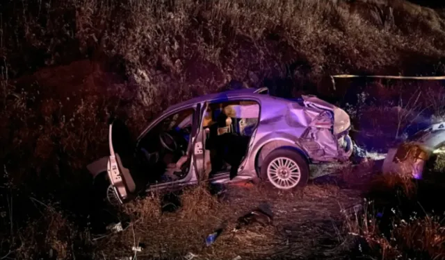 Katliam gibi kaza! Aynı aileden 3 kişi şarampole devrilen otomobilde öldü