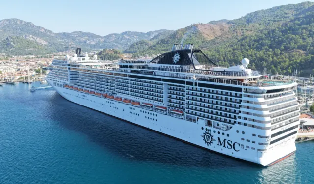 Marmaris'e "MSC Divina" ile 4 bin 220 turist geldi
