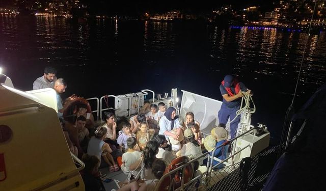 Nefes kesen operasyon: Teknede 40 düzensiz göçmen yakalandı!