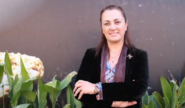 Nilay Kökkılınç, CHP İzmir Kadın Kolları Başkanı oldu