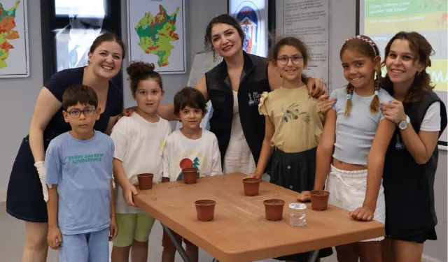 Topraktan sofraya yolculuğu Efes Tarlası'nda öğrendiler