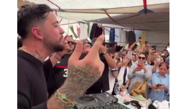 Ünlü DJ Mahmut Orhan'dan Alaçatı pazarında sürpriz performans!