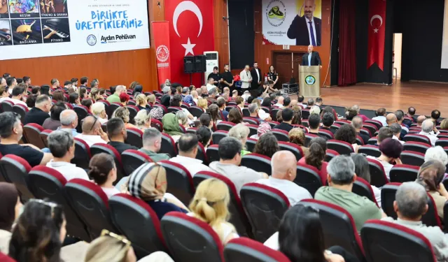 Menemen’de 17 Ağustos’un 27. yılında İzmir’in depremselliği konuşuldu