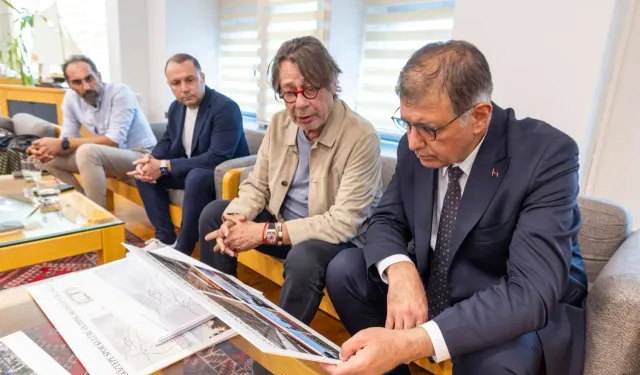 Başkan Tugay, Göztepe’nin İnciraltı’ndaki olimpik tesis projesini inceledi