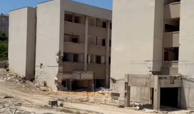 Bozyaka Hastanesi’nin yıkımı Eylül’de tamamlanacak, yerine 400 yataklı yeni hastane geliyor