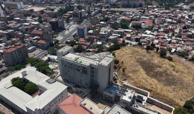 Eşrefpaşa Hastanesi’nin yeni binasında sona doğru