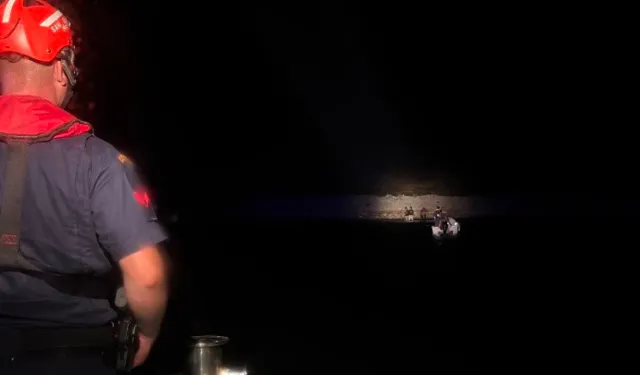 İzmir açıklarında 7 düzensiz göçmen yakalandı