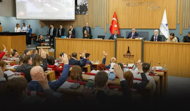 İzmir Büyükşehir Meclisi’nde kritik kararlar: Borçlanma ve kentsel dönüşüm masada
