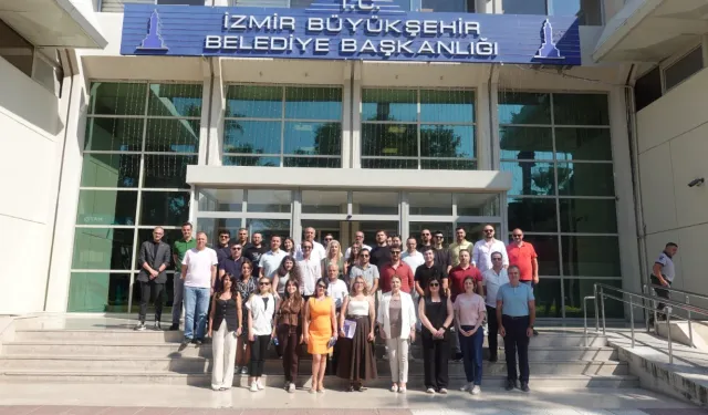 İzmir’in çatılarında güneş seferberliği
