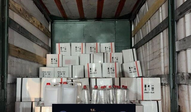 Kaçakçılık operasyonu: Binlerce litre etil alkol ele geçirildi