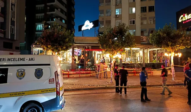 Kebapçı saldırısında saldırganı durdurmak isterken canından oldu