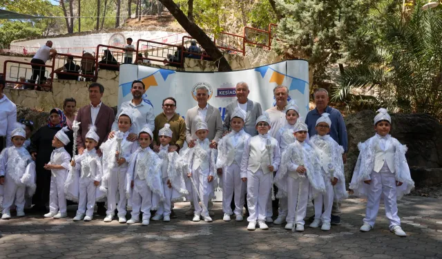 Toplu sünnet şöleni Kemalpaşa'da bayram havası estirdi
