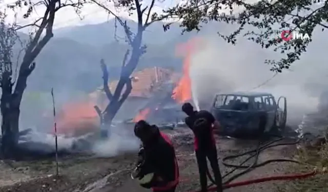 Komşusunu öldürdü, evini ve aracını ateşe verdi