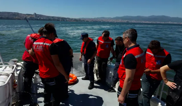 Konak Belediyesi KAM timi suda hayvan kurtarma eğitimi aldı