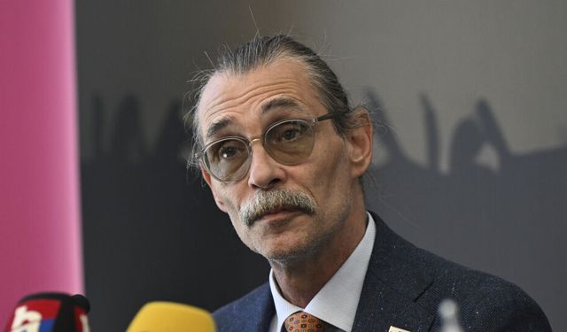 SON DAKİKA | Etimesgut Belediye Başkanı Erdal Beşikçioğlu görevden uzaklaştırıldı