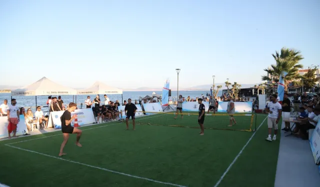 Spor ve eğlence bir arada: Çandarlı’da turnuva heyecanı