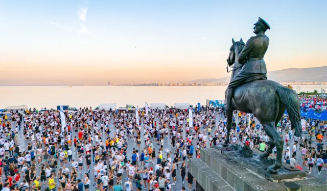 9 Eylül İzmir Yarı Maratonu’nda katılım rekoru