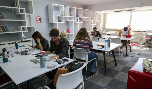 Buca'nın Gençlik Merkezleri yeni öğrencilerini bekliyor