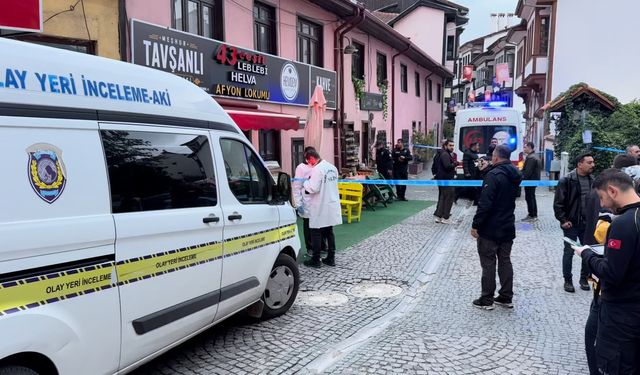 Hediyelik eşya dükkanında korkunç olay: 2 çocuk annesi bıçaklanarak öldürüldü