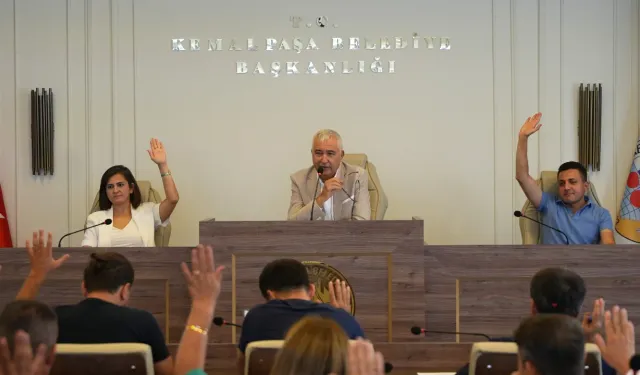Kemalpaşa’da iki belediye taşınmazı kamu kurumlarına tahsis edildi