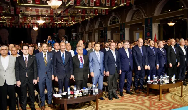 MHP İzmir’de Veysel Şahin yeniden başkan seçildi